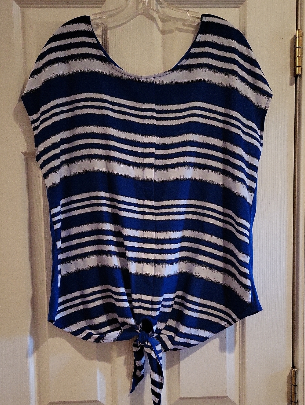 Apt. 9 Blue and White Striped Tie-Front Crop Top Women's Size L
